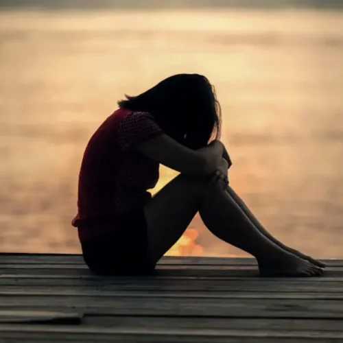 ¿Ansiedad o solo estrés? Aprende a identificar las señales.